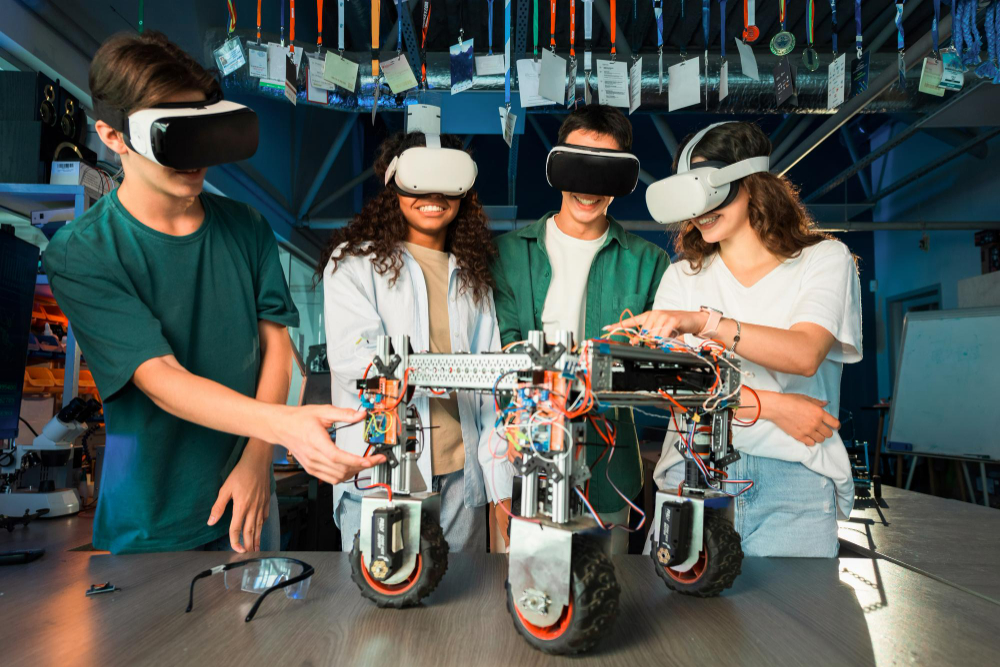Entwicklerteam mit VR-Brillen vor einem Saugroboter